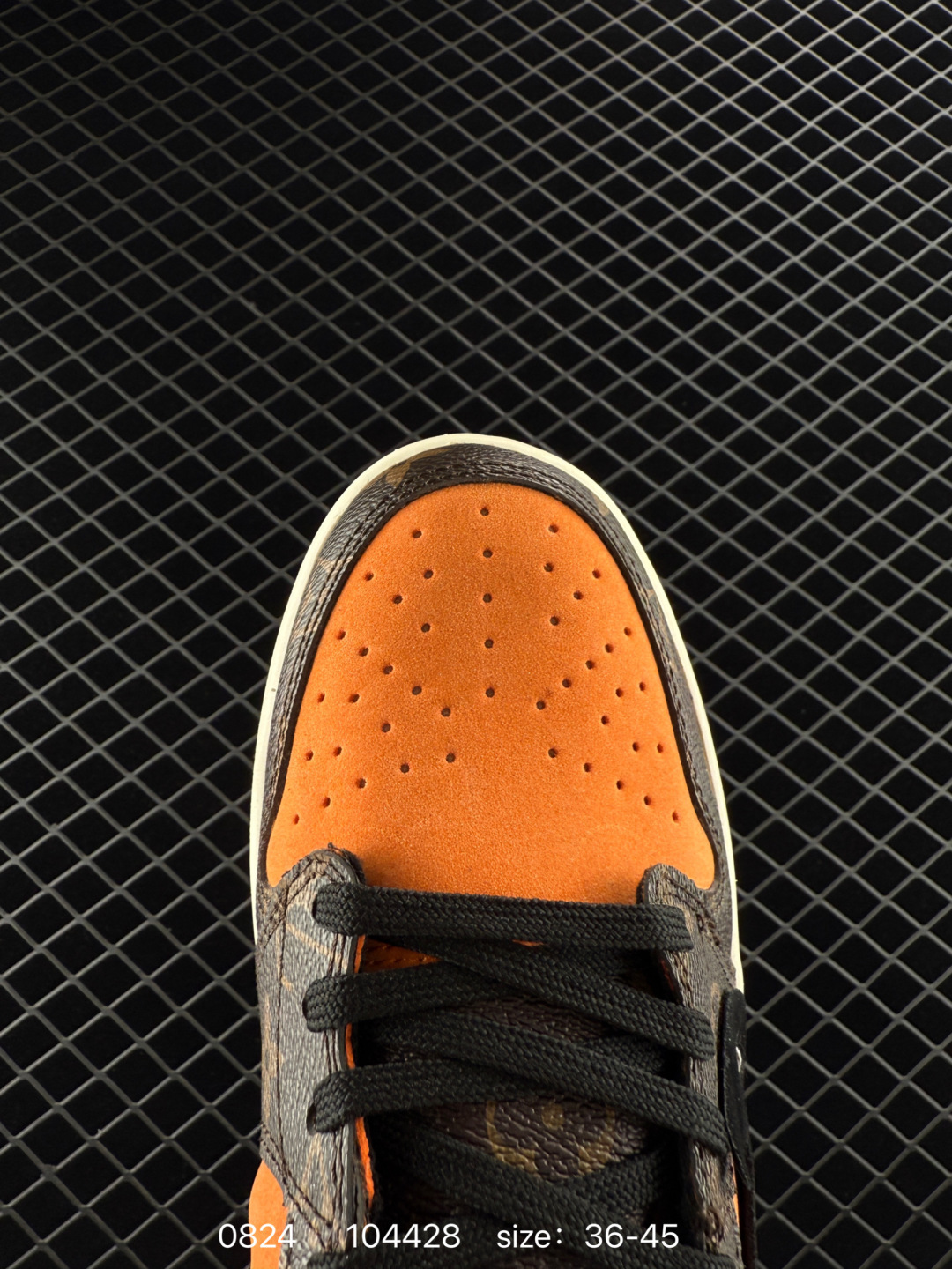 Louis Vuitton x Air Jordan 1